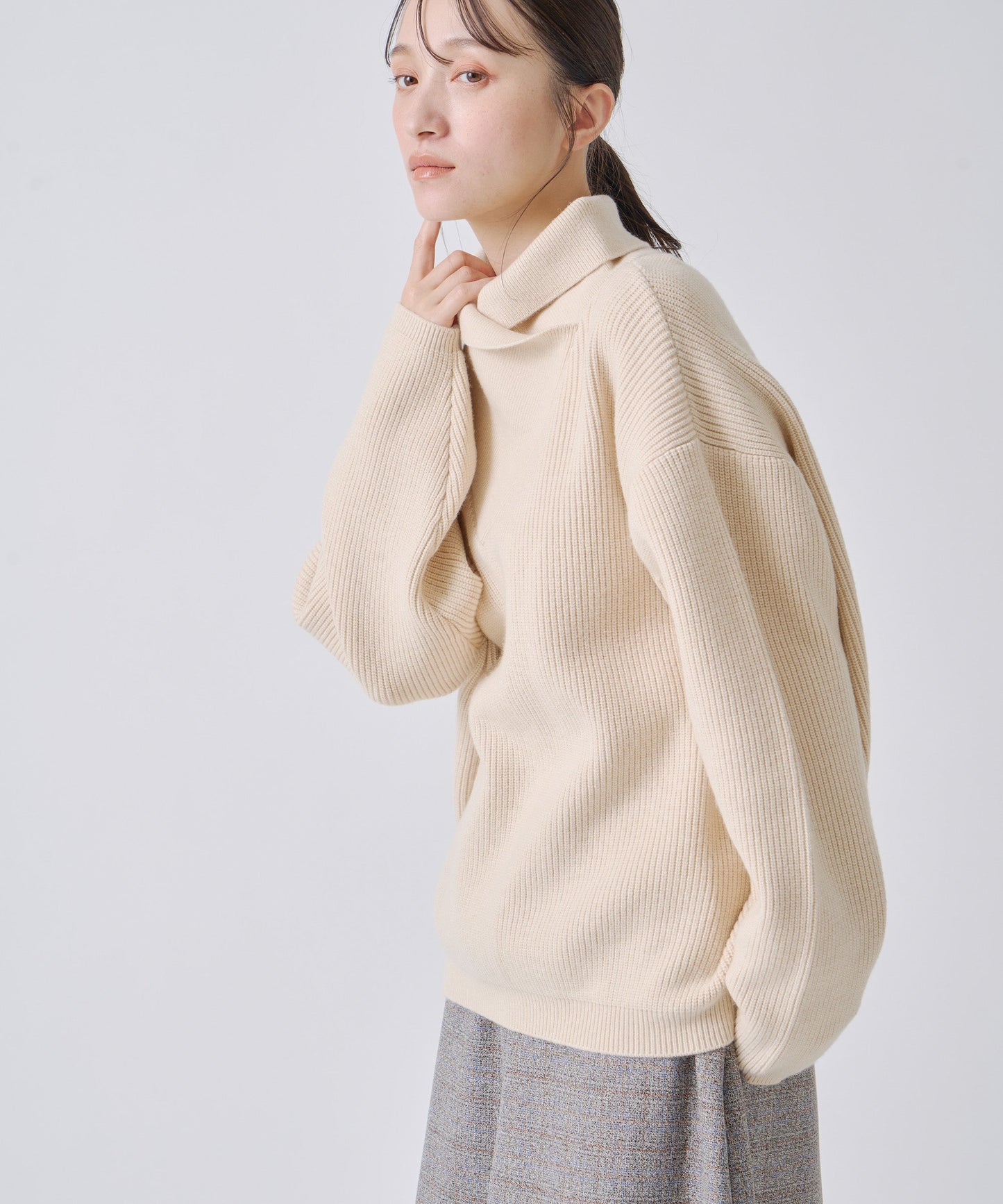 MOMO / LKL25WKN2005