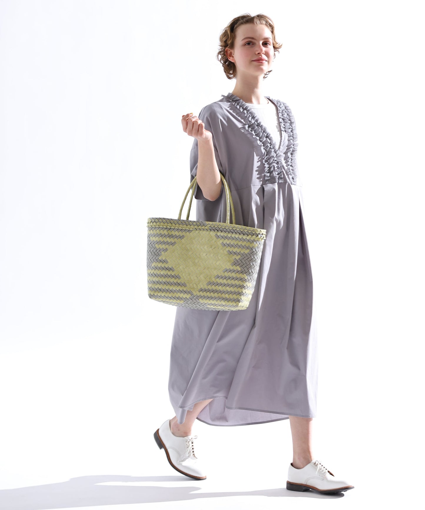 フリルデザインVネックワンピース / LKL25SOP2104