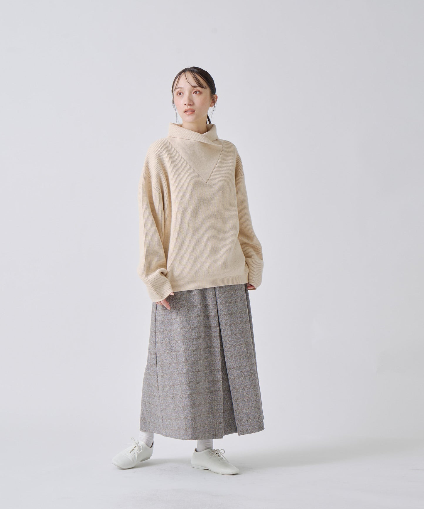 MOMO / LKL25WKN2005