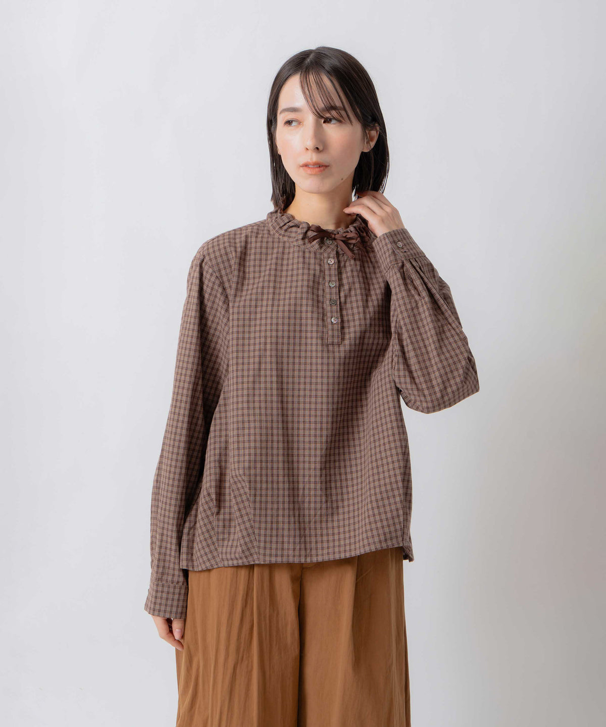 AMIA CHECK / LKL26FBL2327