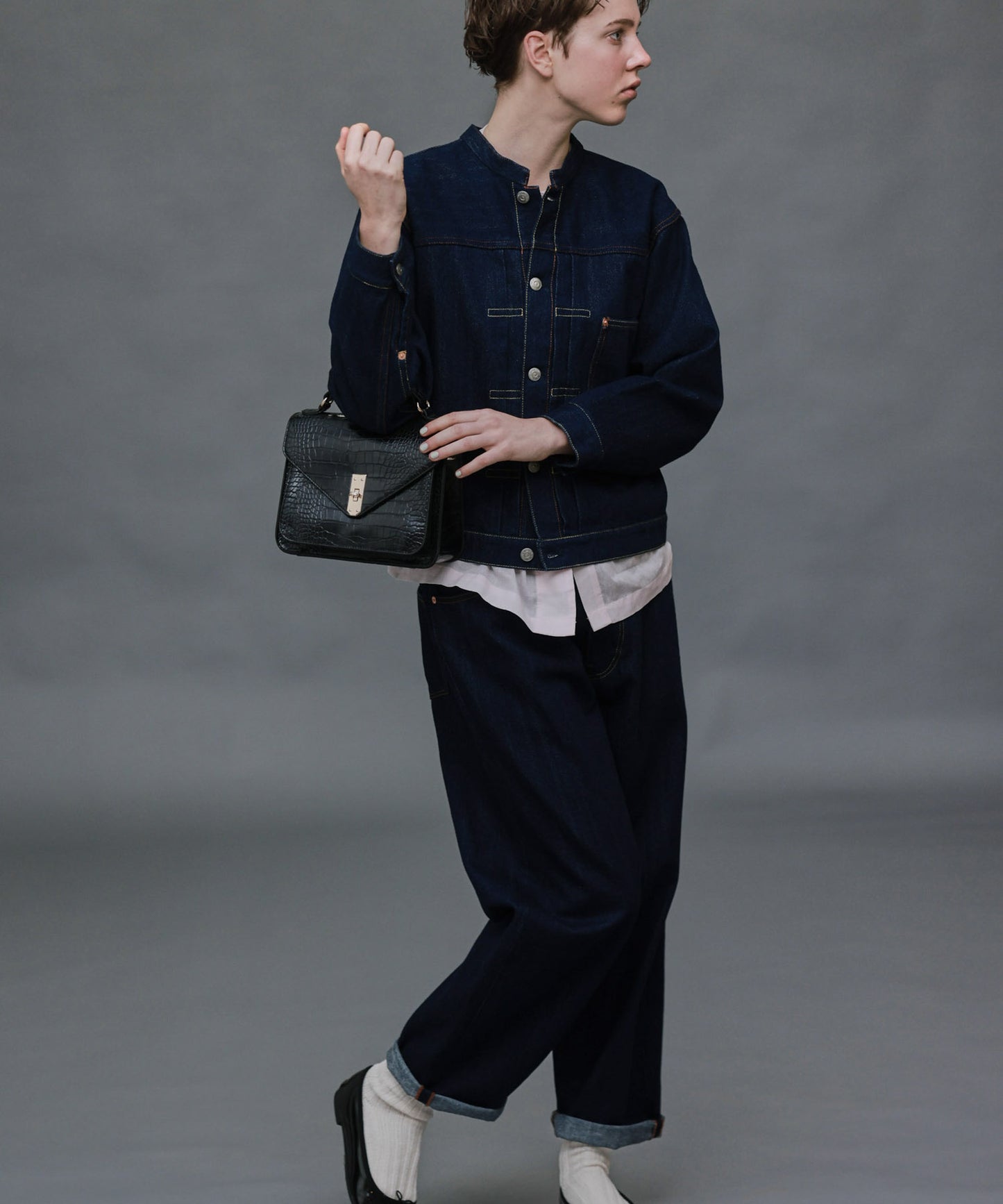 LOOSE TAPERED JEANS / LKL26FPT2168