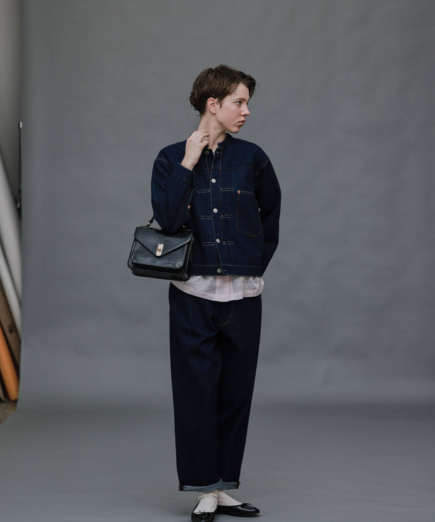 LOOSE TAPERED JEANS / LKL26FPT2168