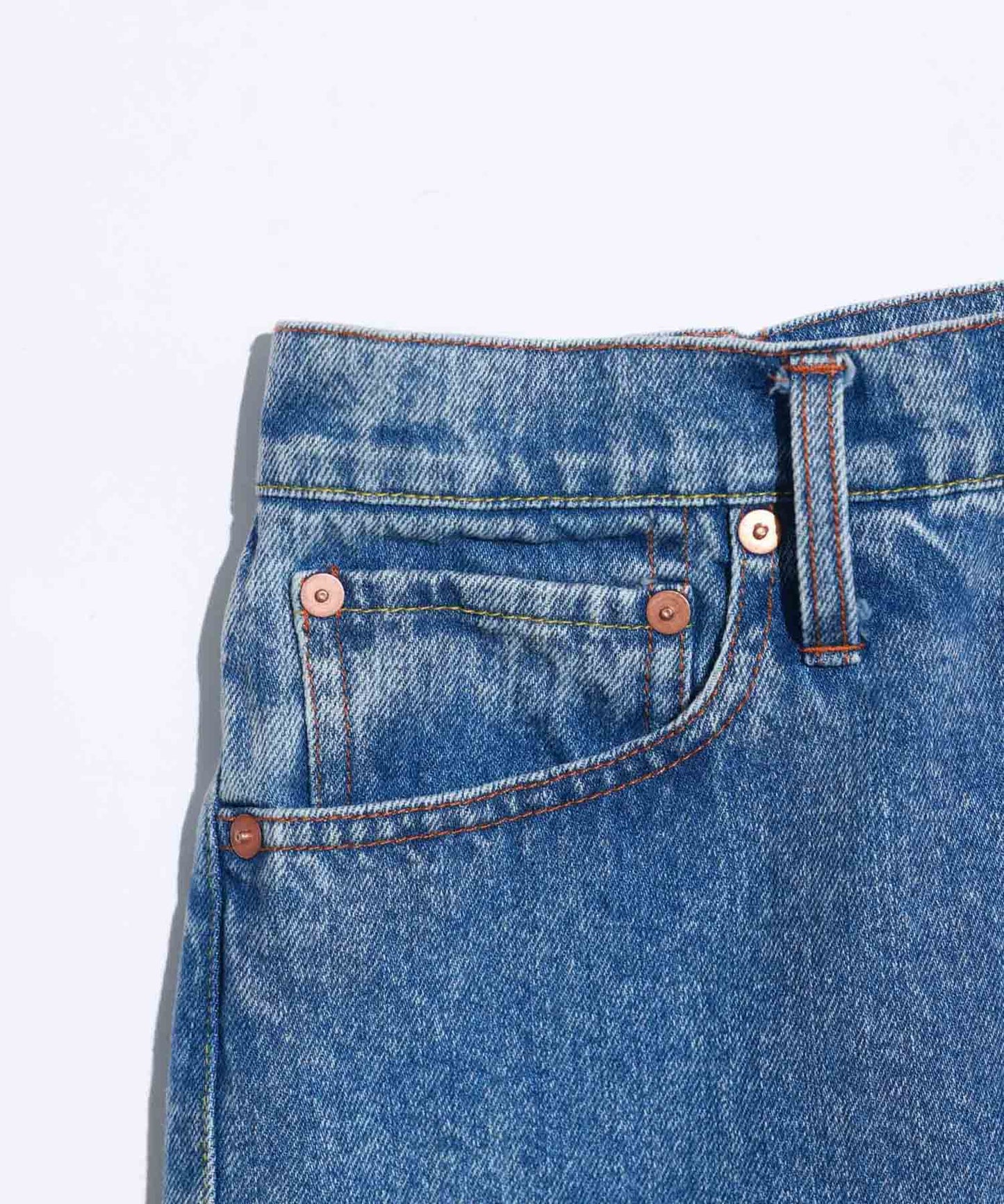 LOOSE TAPERED JEANS / LKL26FPT2168