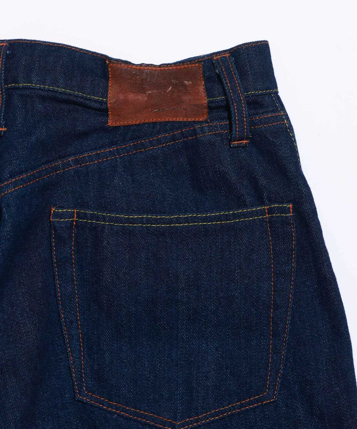 LOOSE TAPERED JEANS / LKL26FPT2168