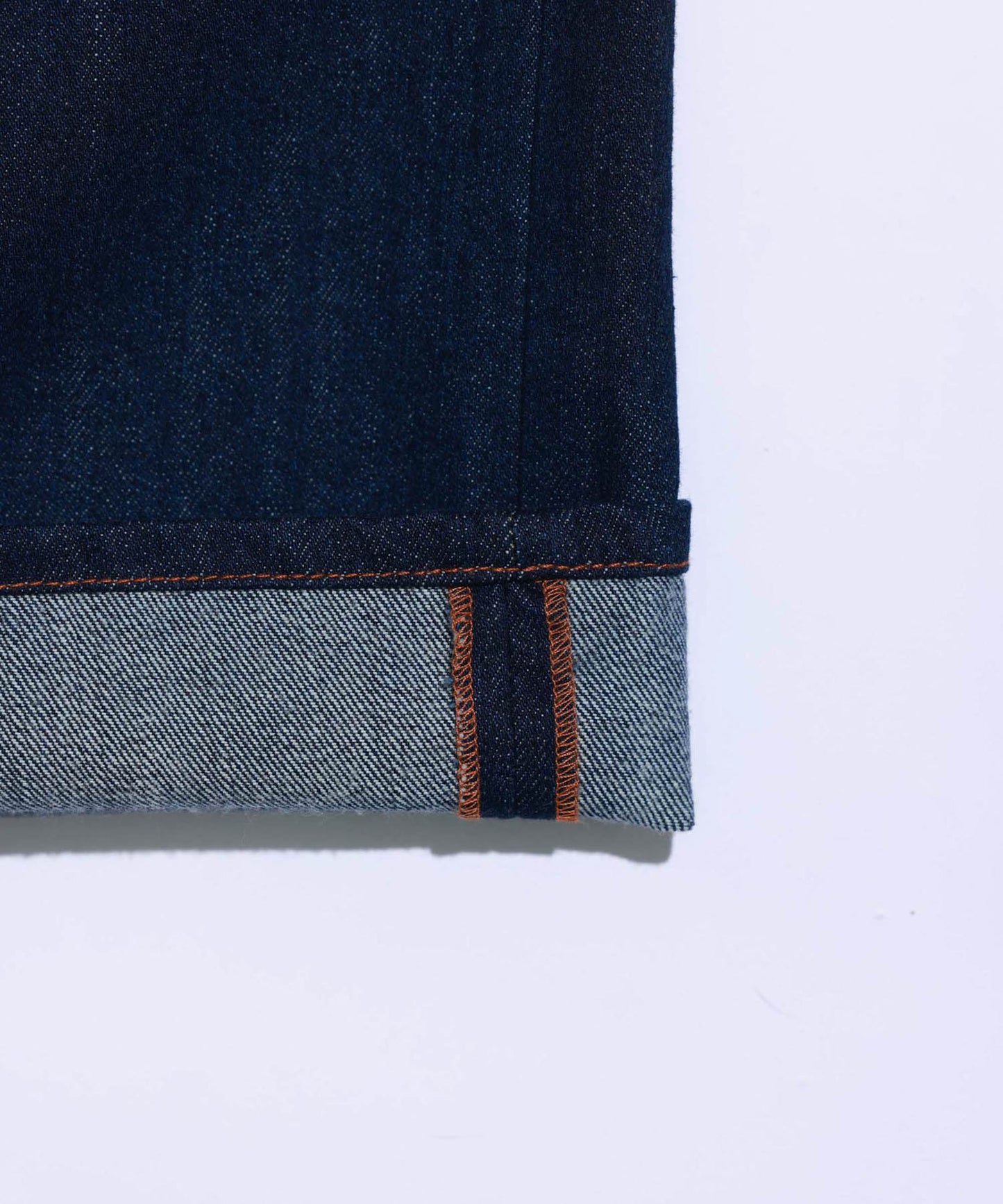 LOOSE TAPERED JEANS / LKL26FPT2168