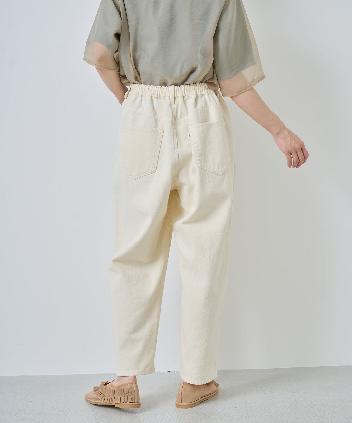 ROY KINARI / LKL26HPT2136