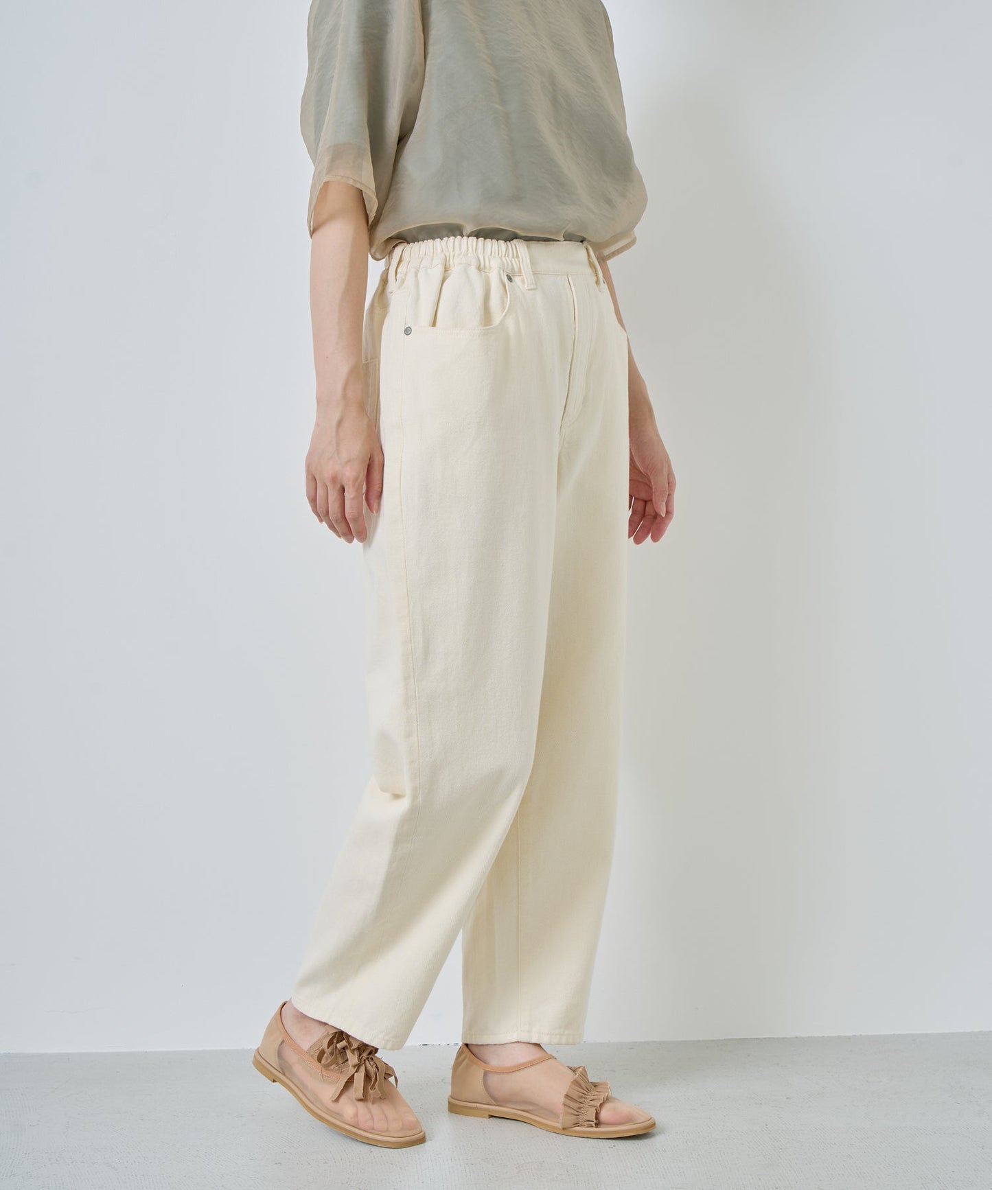 ROY KINARI / LKL26HPT2136