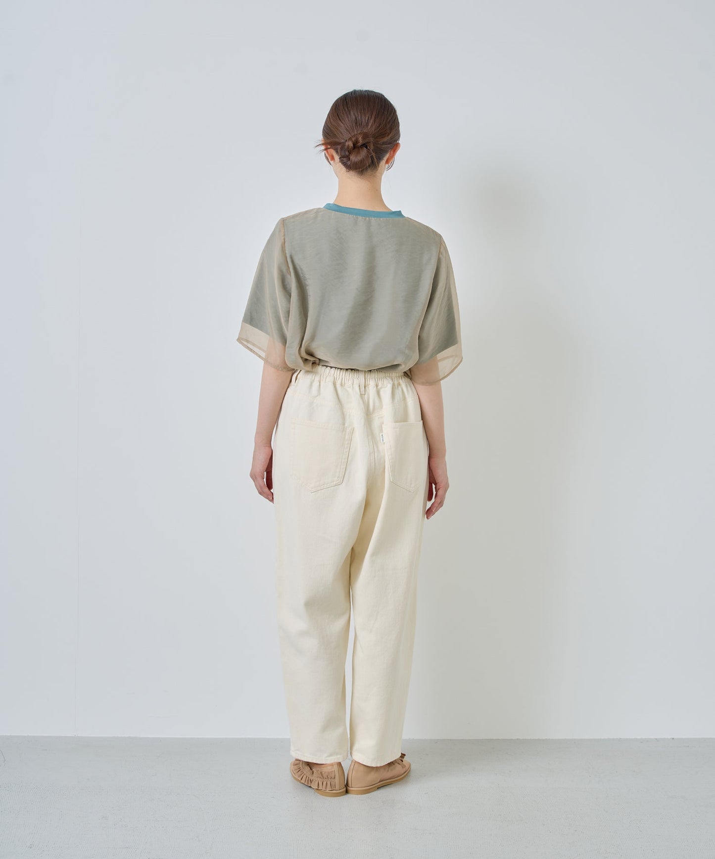 ROY KINARI / LKL26HPT2136