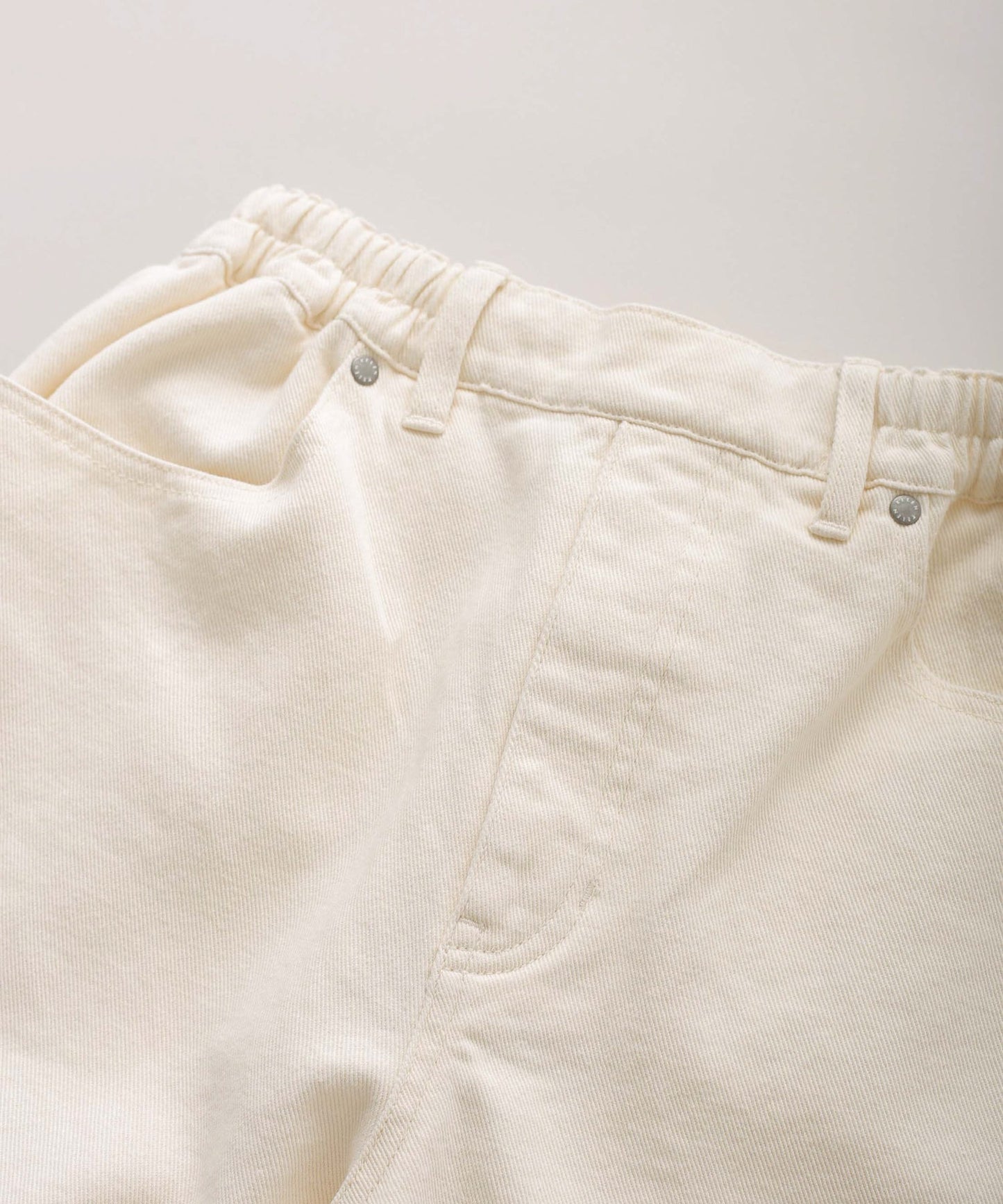 ROY KINARI / LKL26HPT2136