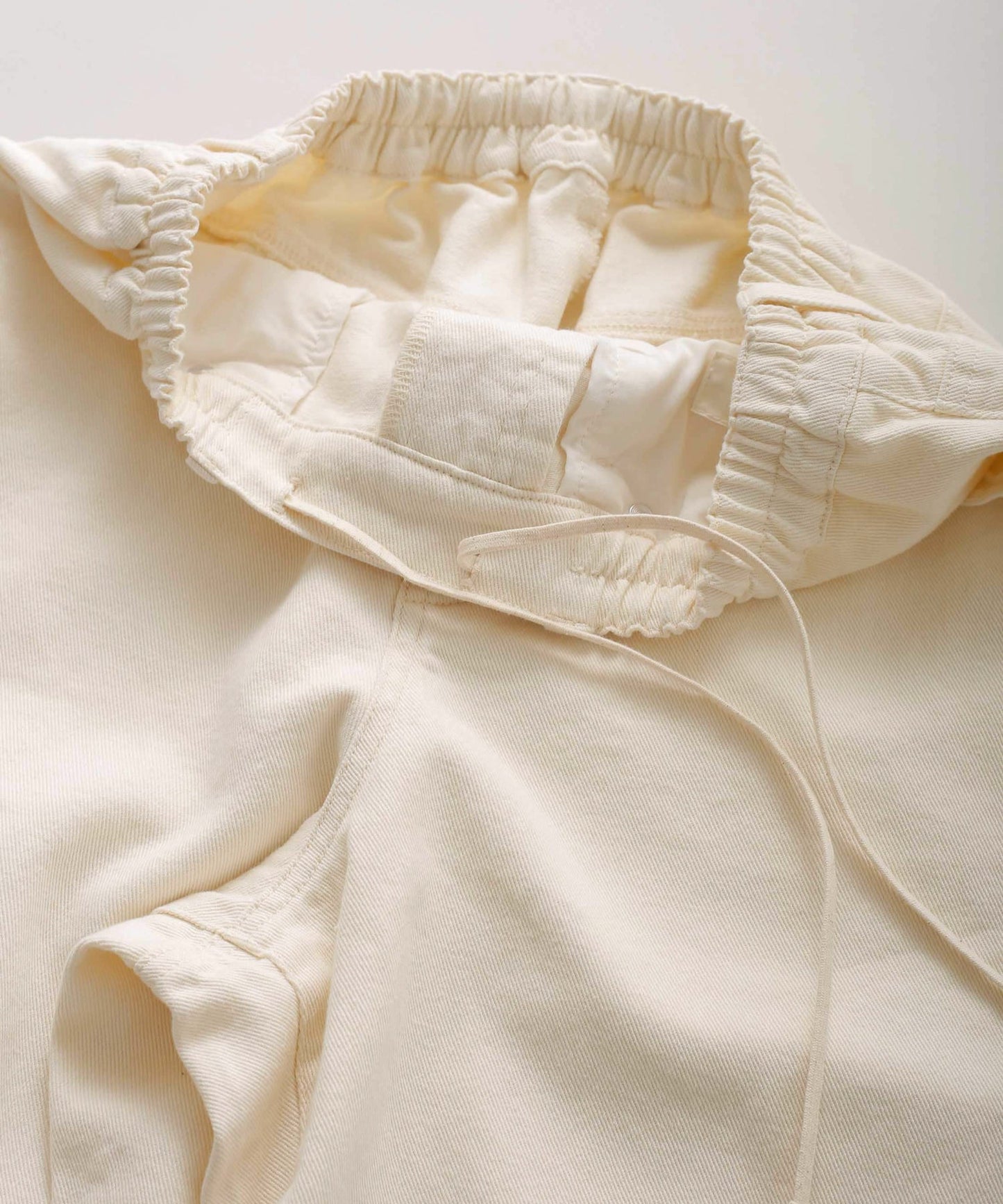 ROY KINARI / LKL26HPT2136