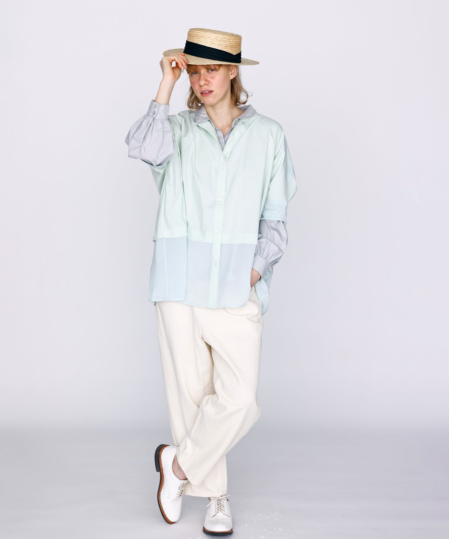 ROY KINARI / LKL26HPT2136