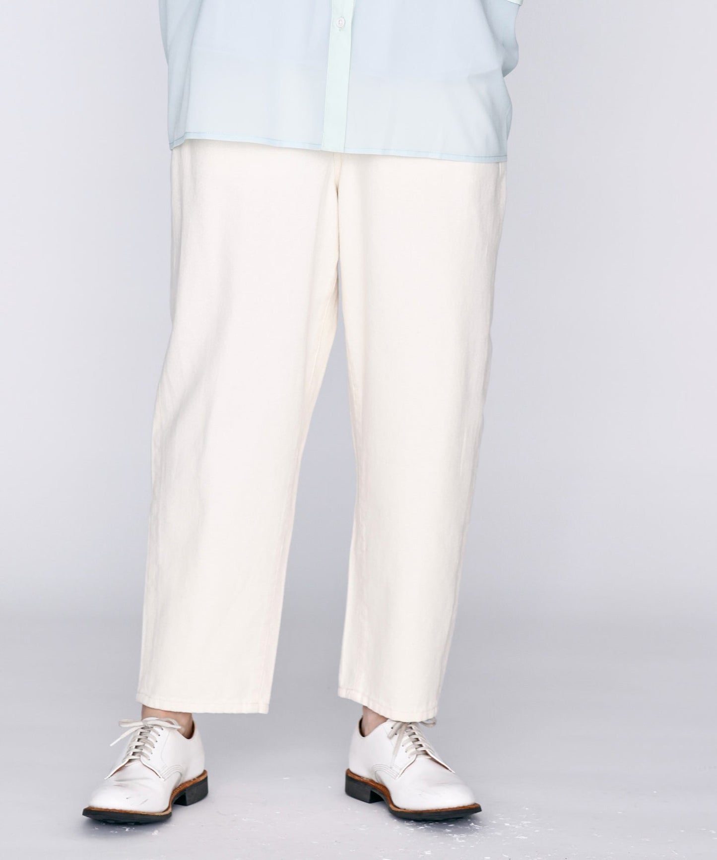 ROY KINARI / LKL26HPT2136